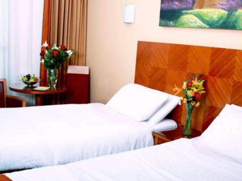 Treacys Hotel & Leisure Centre Waterford Ngoại thất bức ảnh